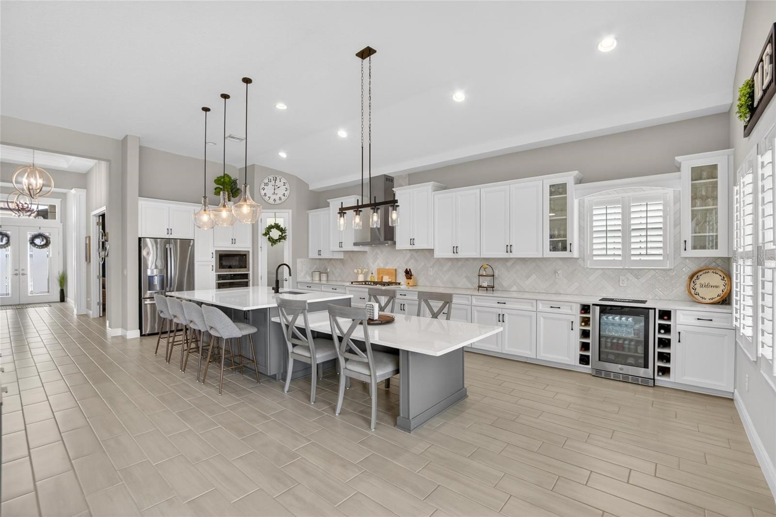 Listing photo id 12 for 11226 Hawks Fern Drive