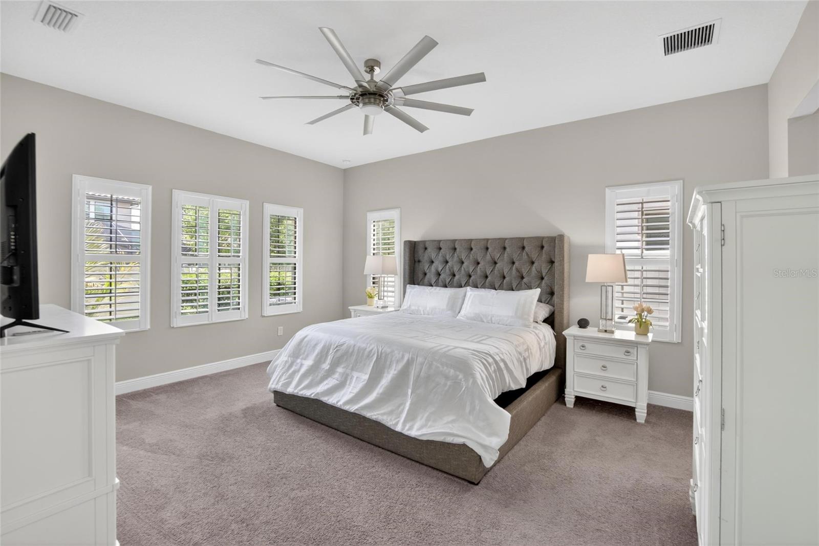 Listing photo id 14 for 11226 Hawks Fern Drive