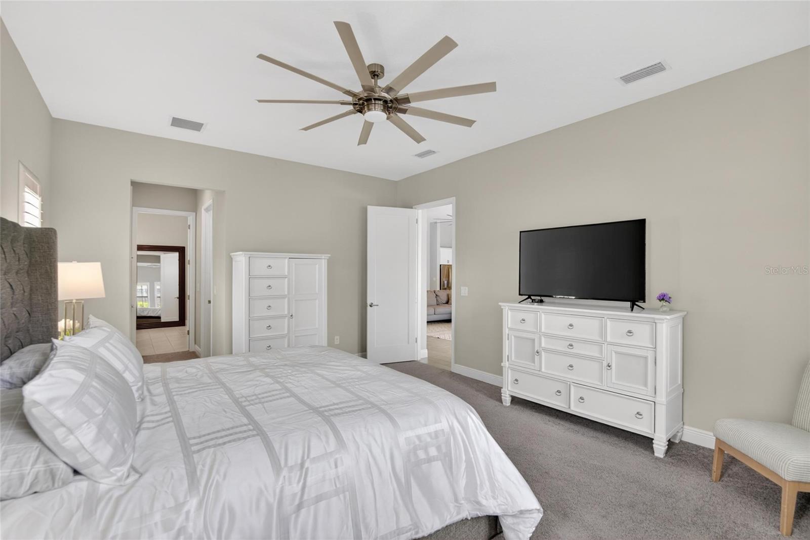 Listing photo id 16 for 11226 Hawks Fern Drive