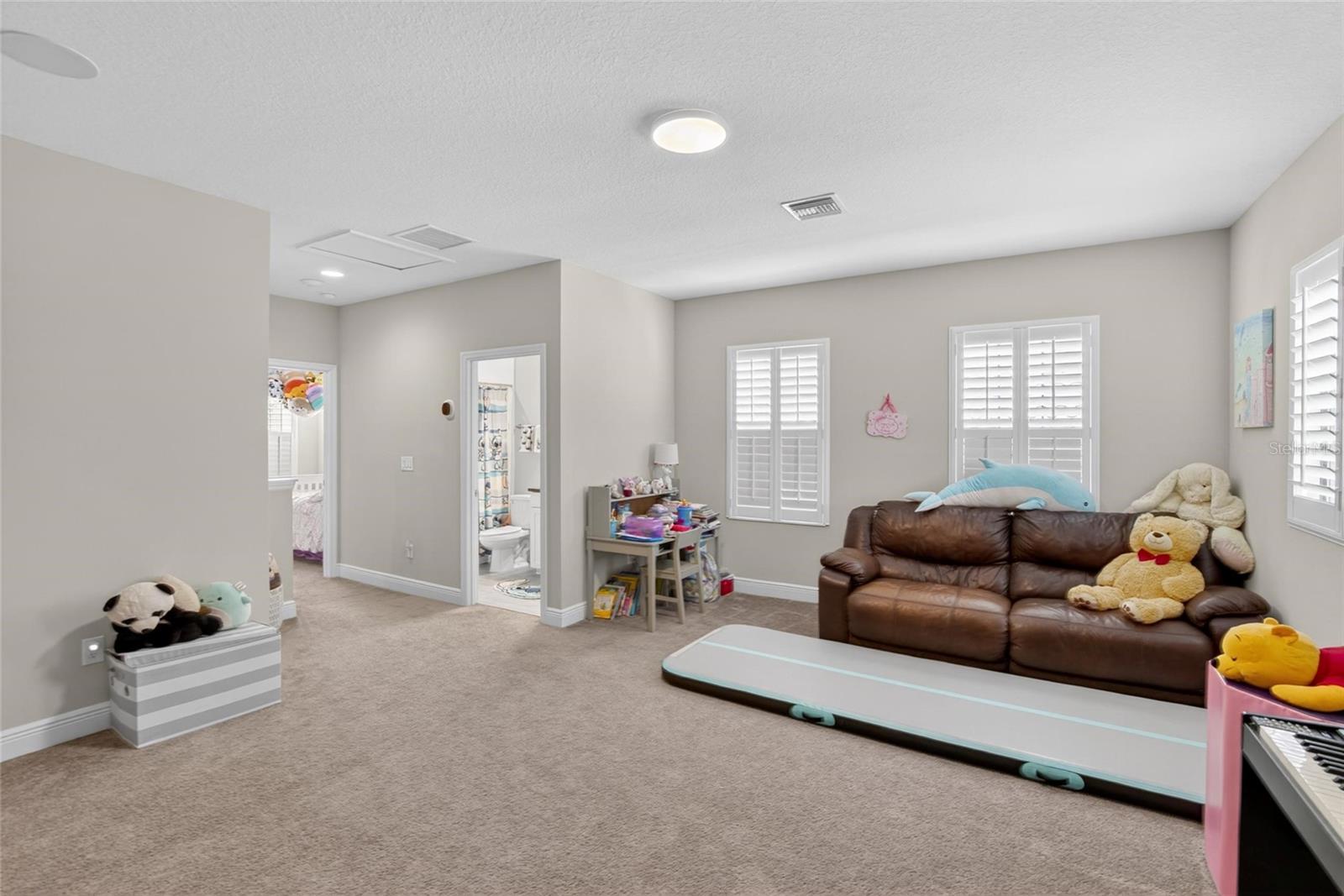 Listing photo id 22 for 11226 Hawks Fern Drive