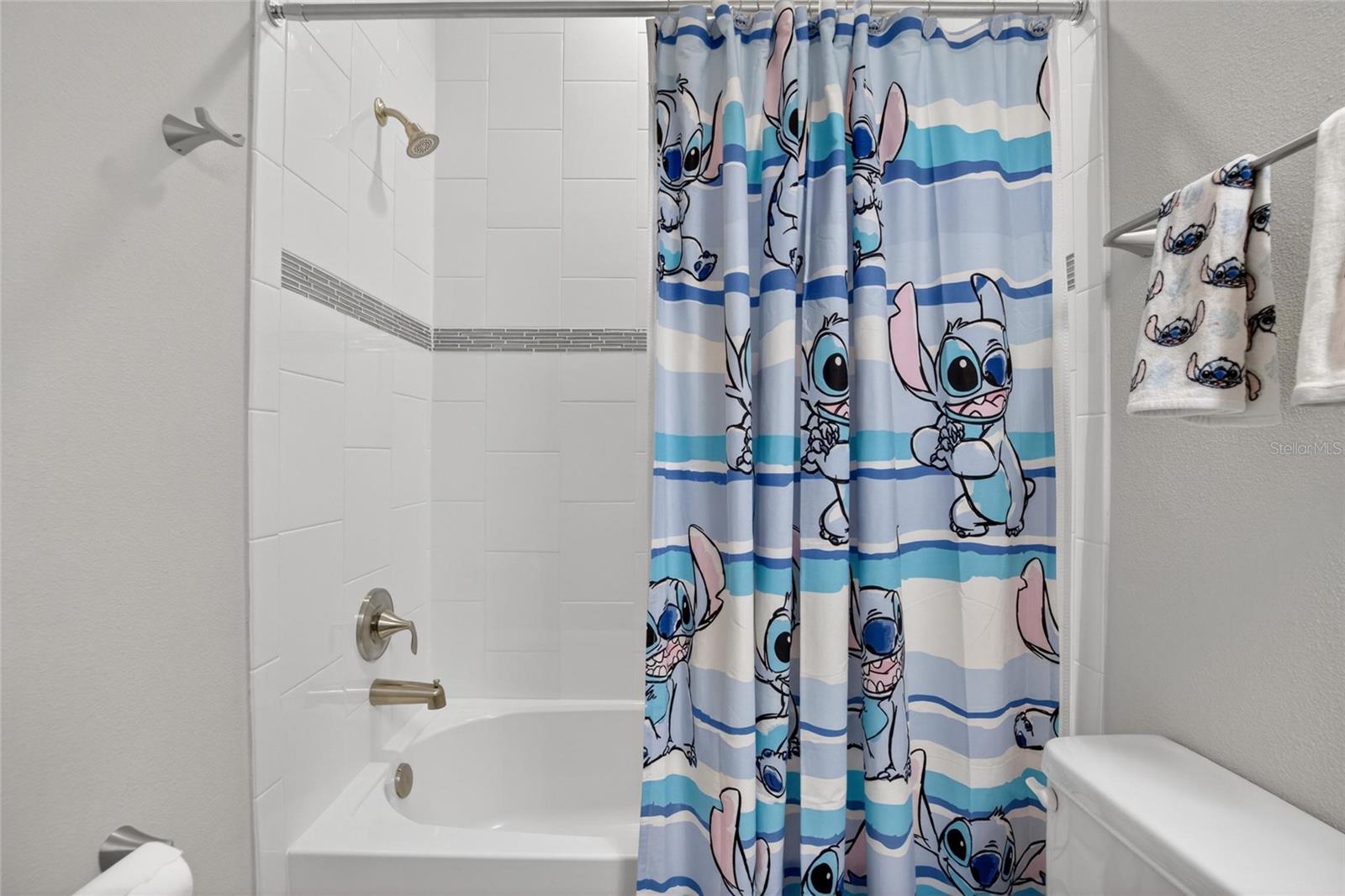 Listing photo id 24 for 11226 Hawks Fern Drive