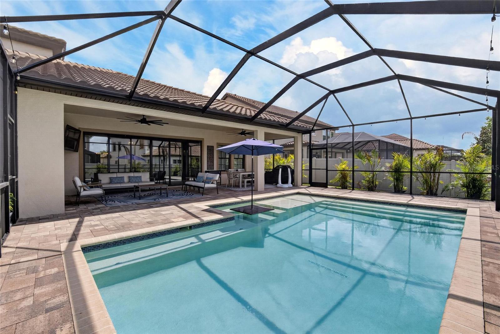 Listing photo id 3 for 11226 Hawks Fern Drive