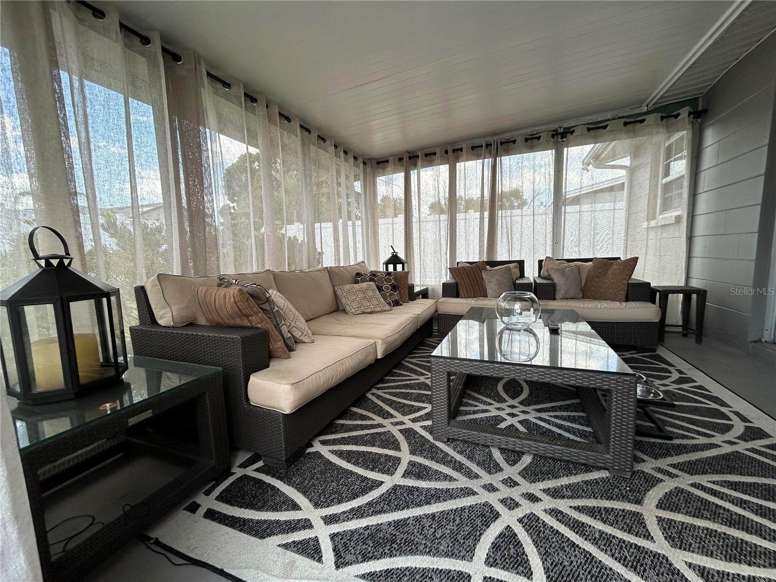 Image 11 of 25 For 3748 Beechwood Drive