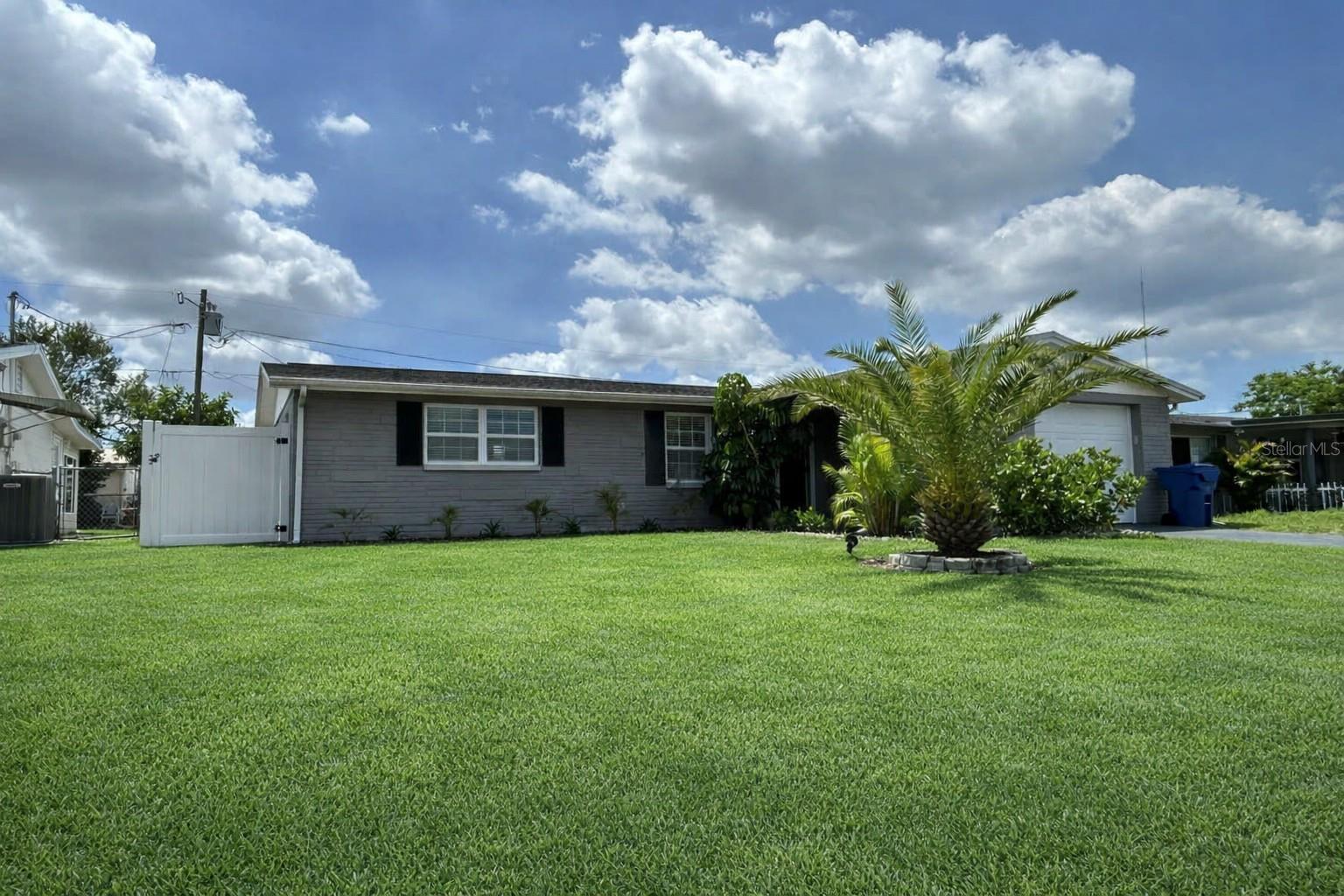 Image 2 of 25 For 3748 Beechwood Drive