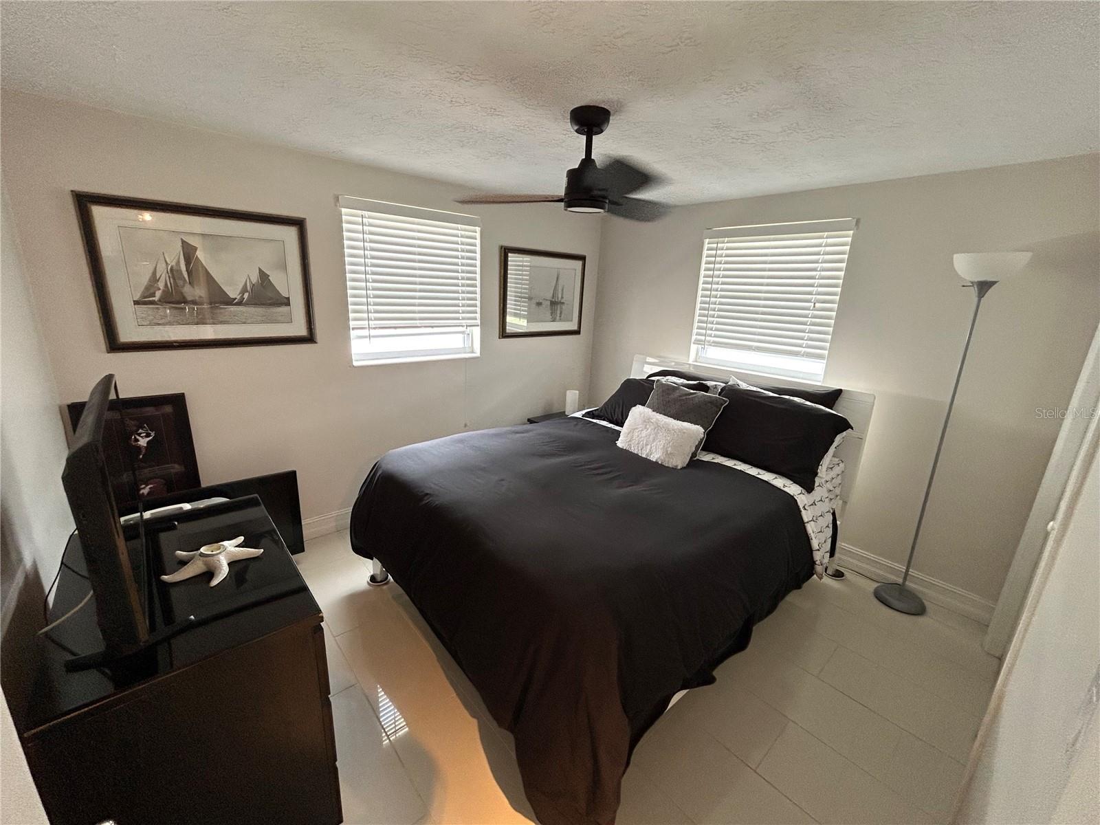 Image 21 of 25 For 3748 Beechwood Drive