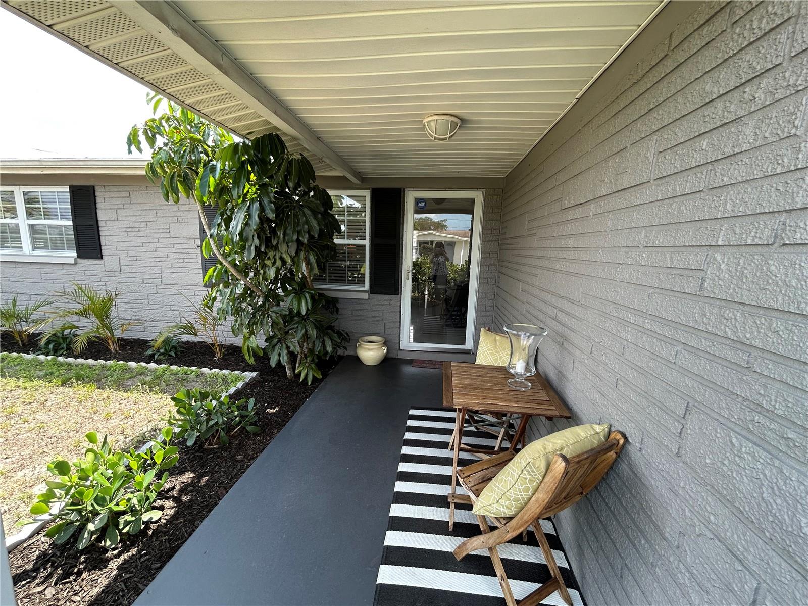 Image 4 of 25 For 3748 Beechwood Drive