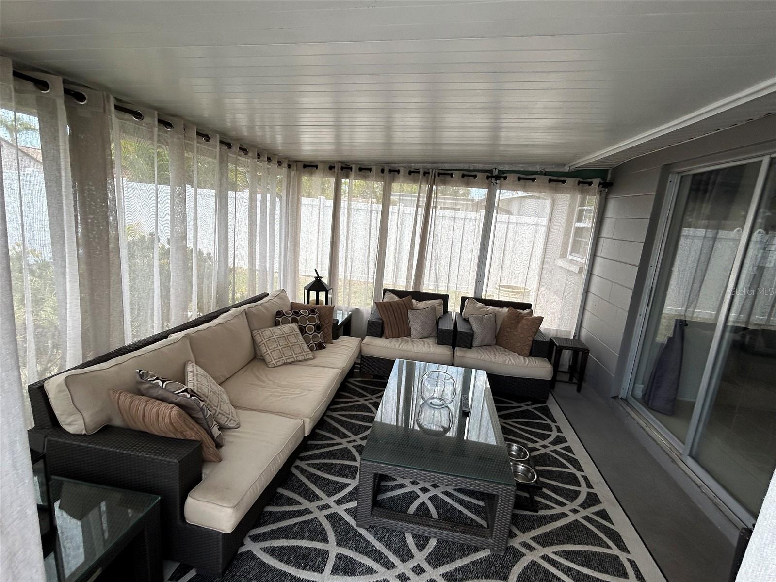 Image 9 of 25 For 3748 Beechwood Drive