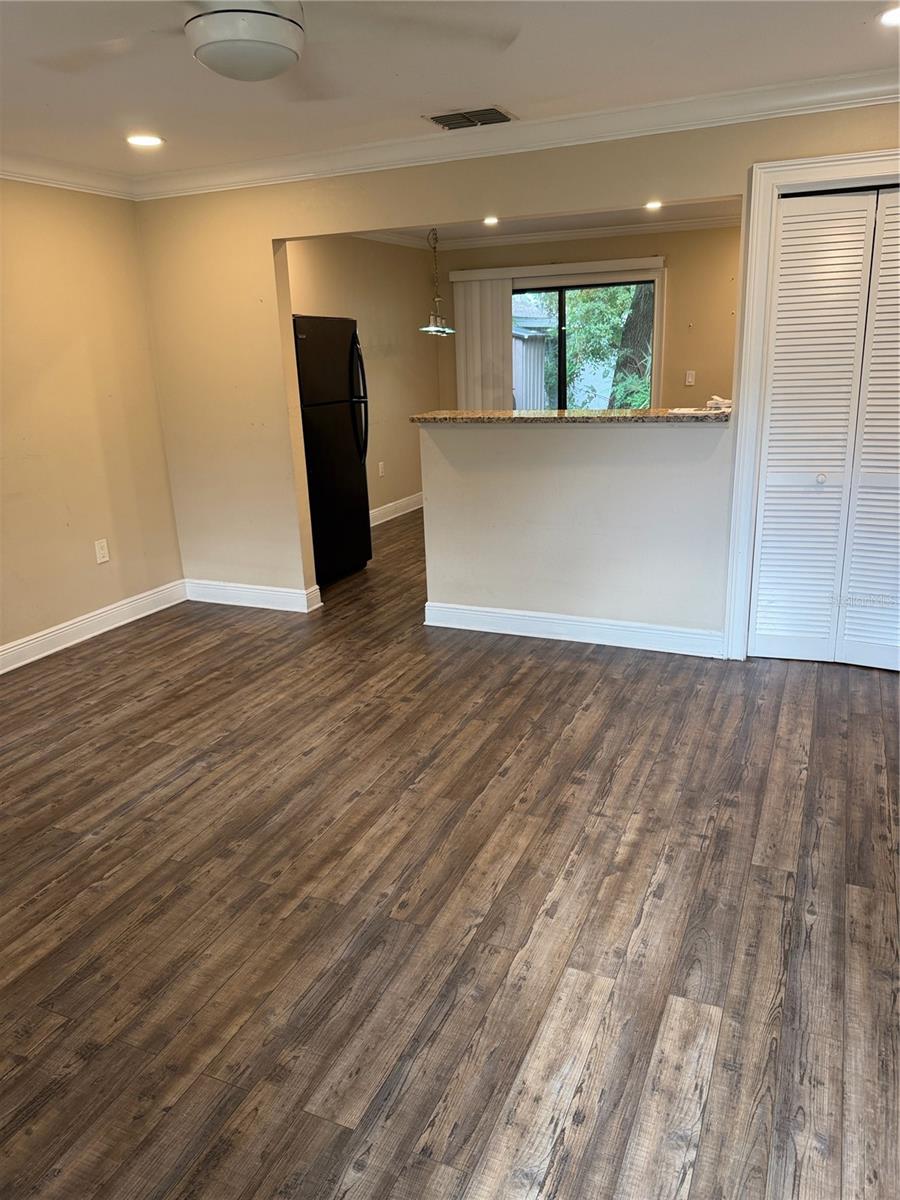 Image 5 of 12 For 447 6th Avenue Ne B