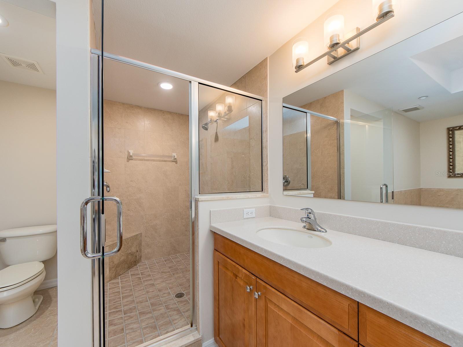 Image 26 of 57 For 1370 Gulf Boulevard 402