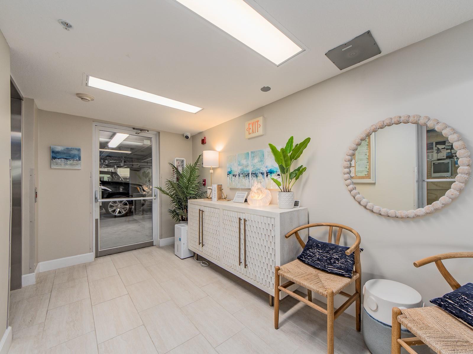 Image 5 of 57 For 1370 Gulf Boulevard 402