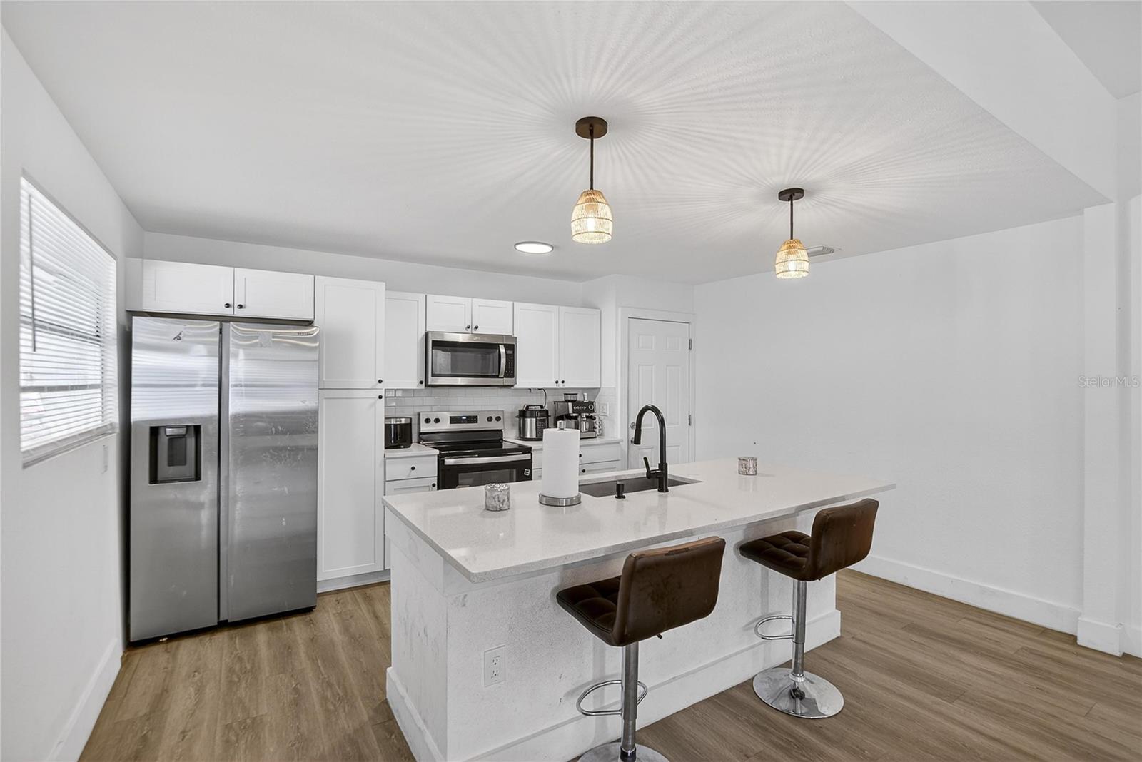 Image 10 of 51 For 800 Church Avenue