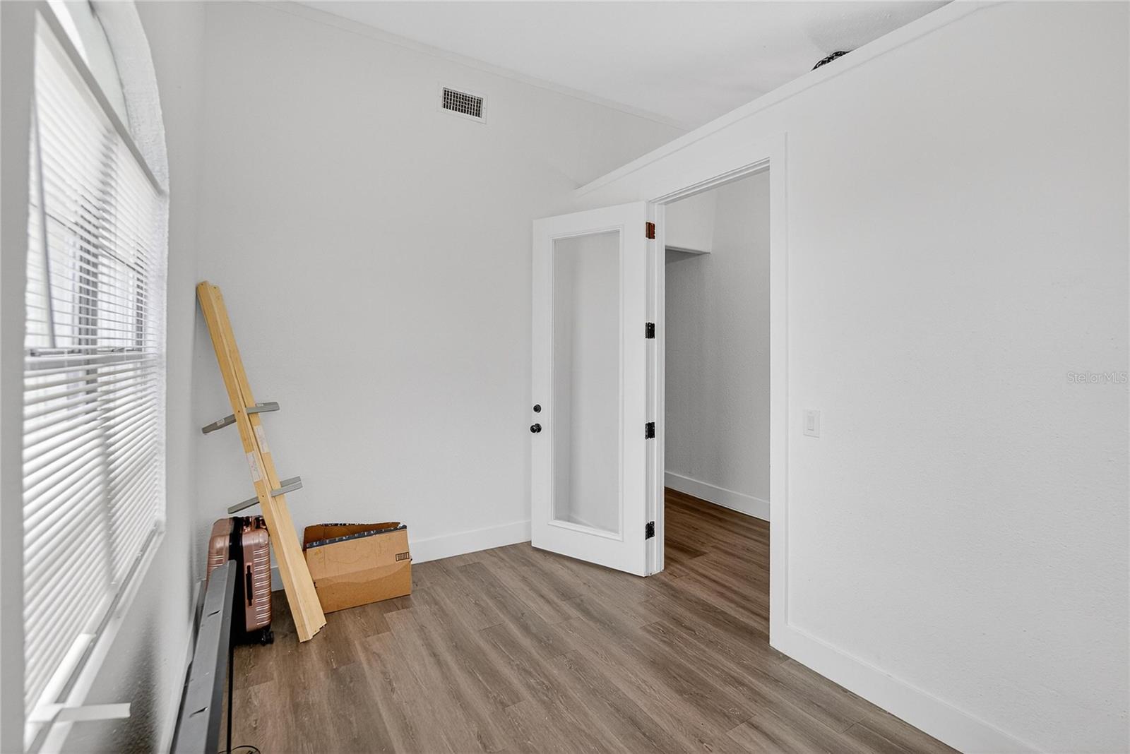 Image 23 of 51 For 800 Church Avenue