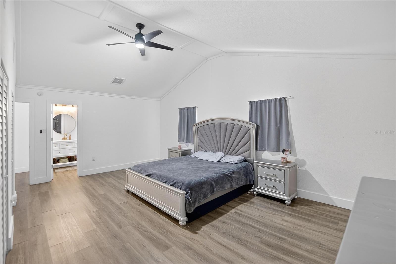 Image 28 of 51 For 800 Church Avenue