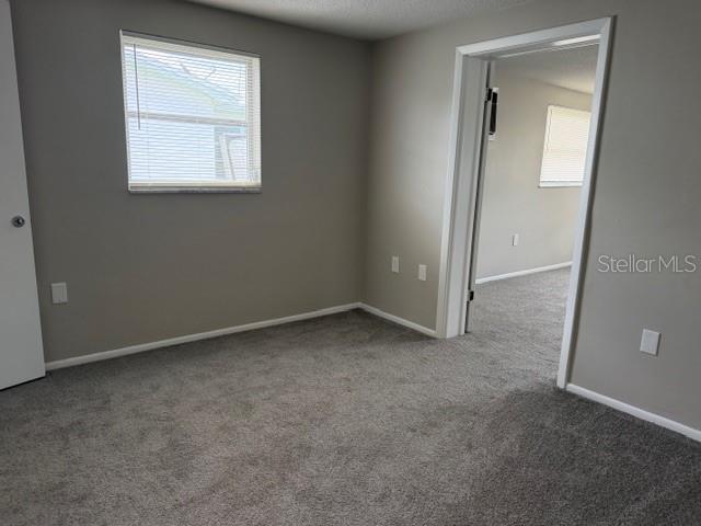 Listing photo id 14 for 3220 Huntington Road