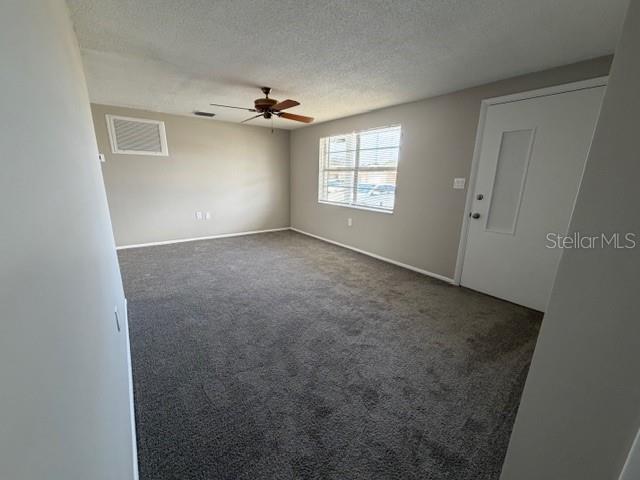 Listing photo id 3 for 3220 Huntington Road