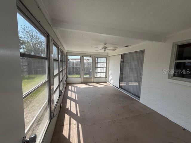 Listing photo id 7 for 3220 Huntington Road