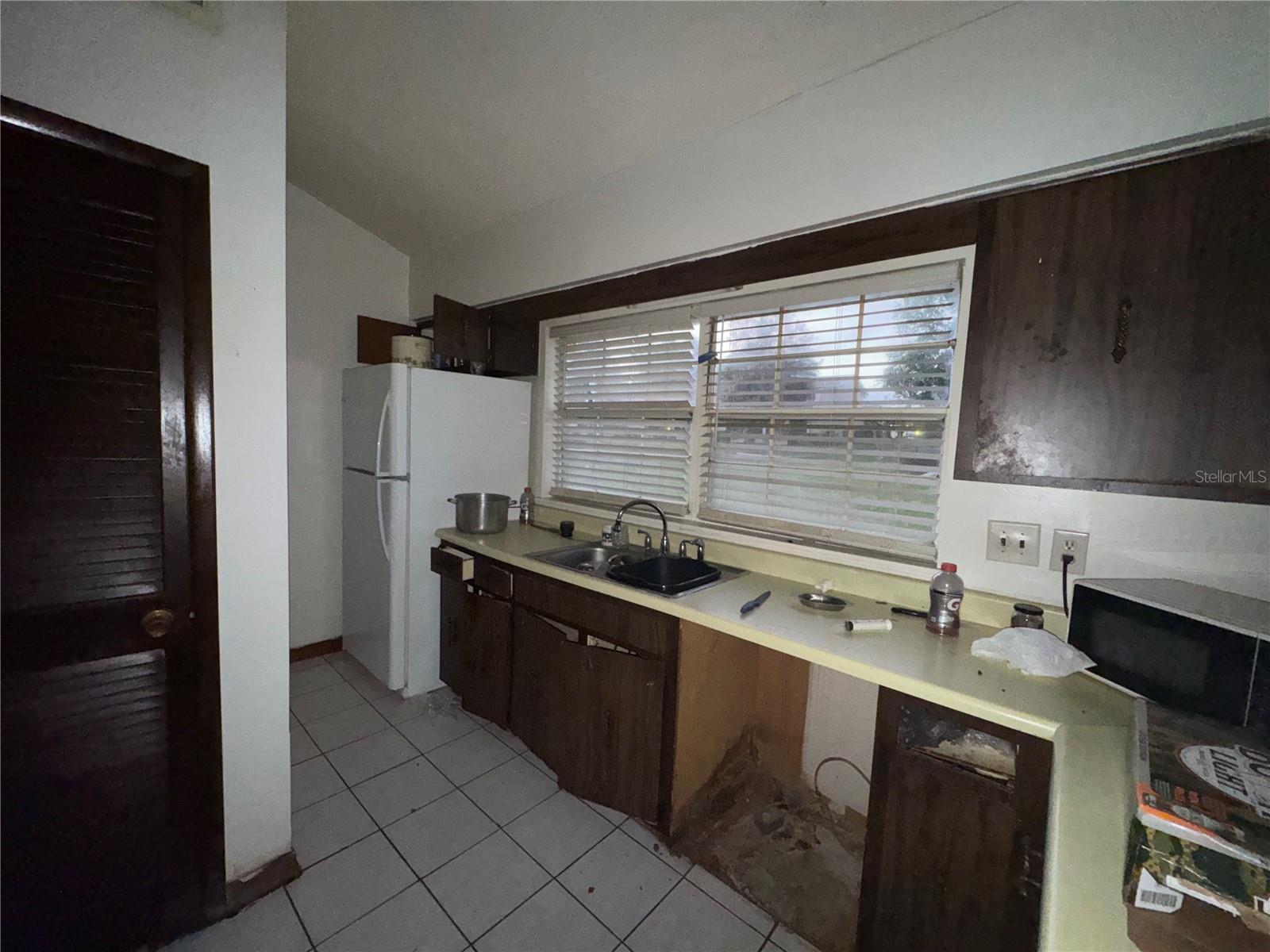 Image 6 of 15 For 11001 Sunset Harbor Road D21