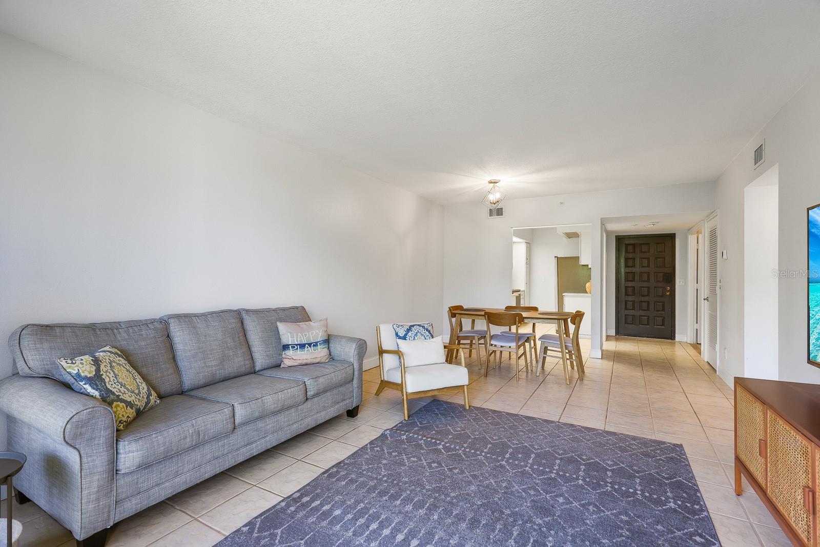 Image 11 of 33 For 1935 Gulf Of Mexico Drive G7-304