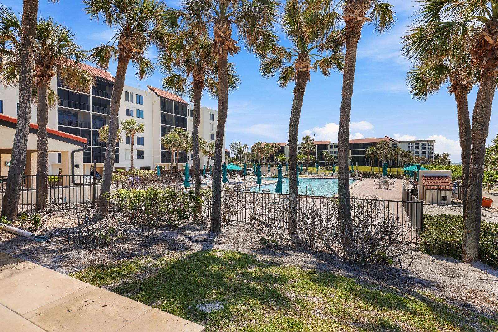 Image 29 of 33 For 1935 Gulf Of Mexico Drive G7-304