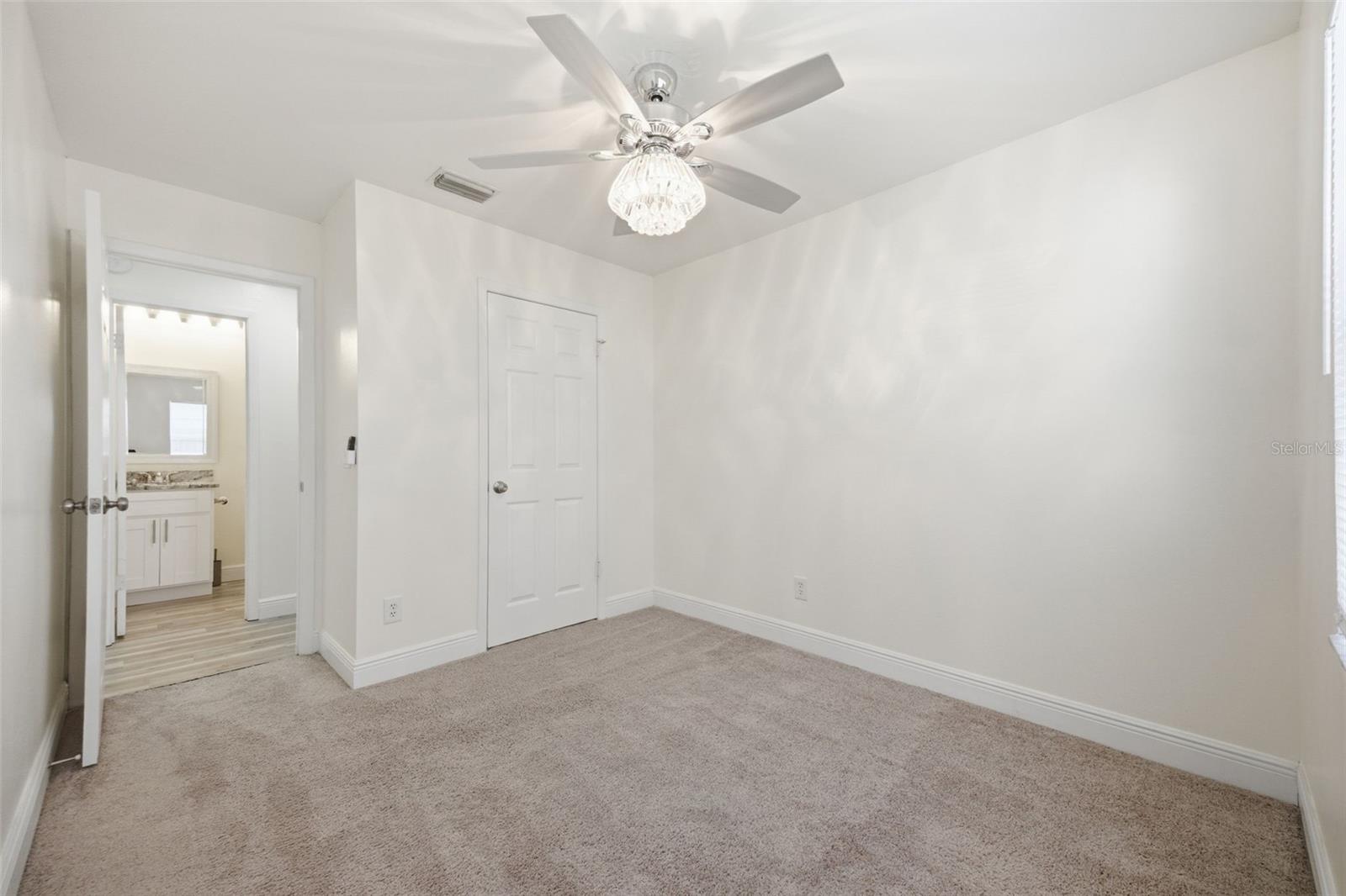 Image 18 of 32 For 3331 Marion Drive