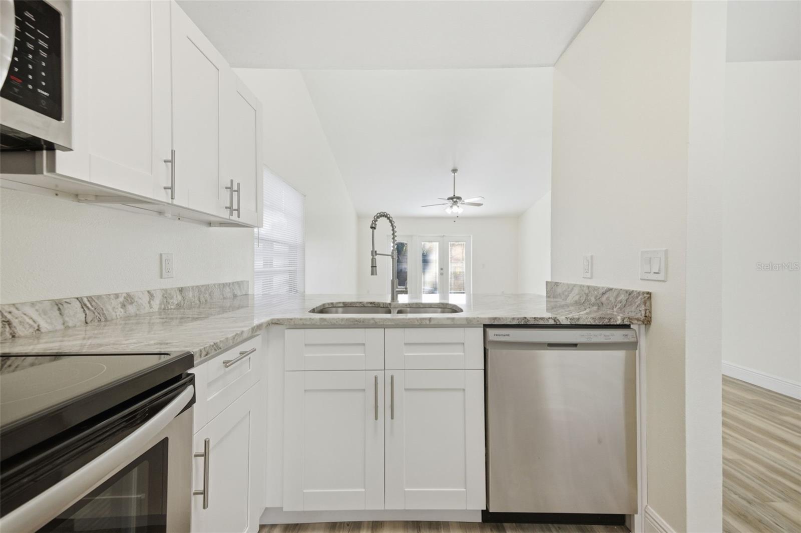 Image 7 of 32 For 3331 Marion Drive