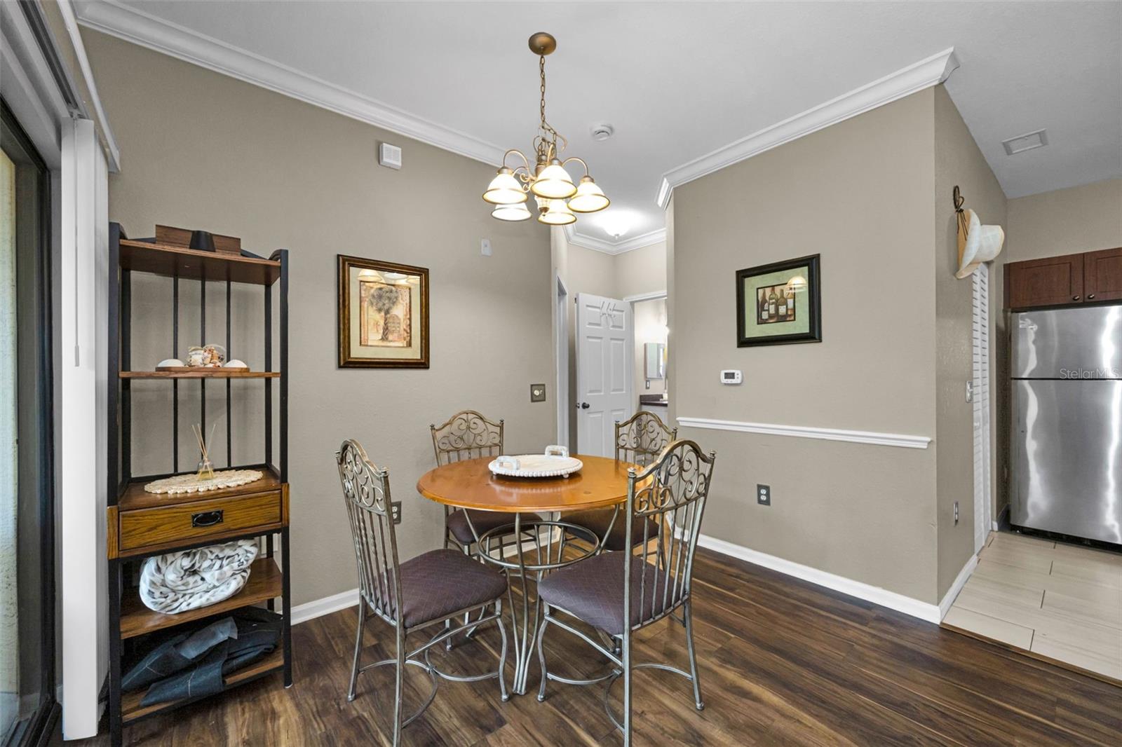 Image 10 of 54 For 2141 Portofino Place 28-281