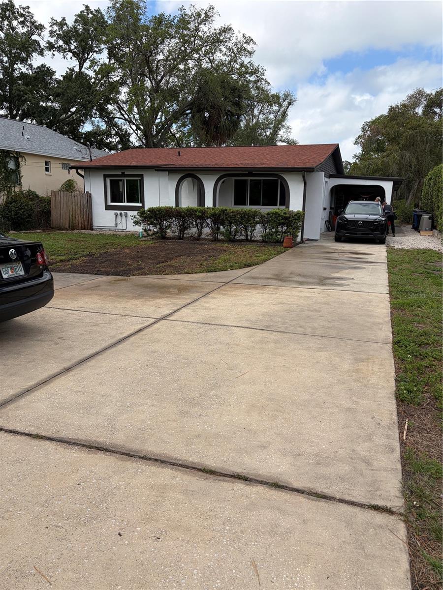 Listing photo id 0 for 8914 Memorial Highway