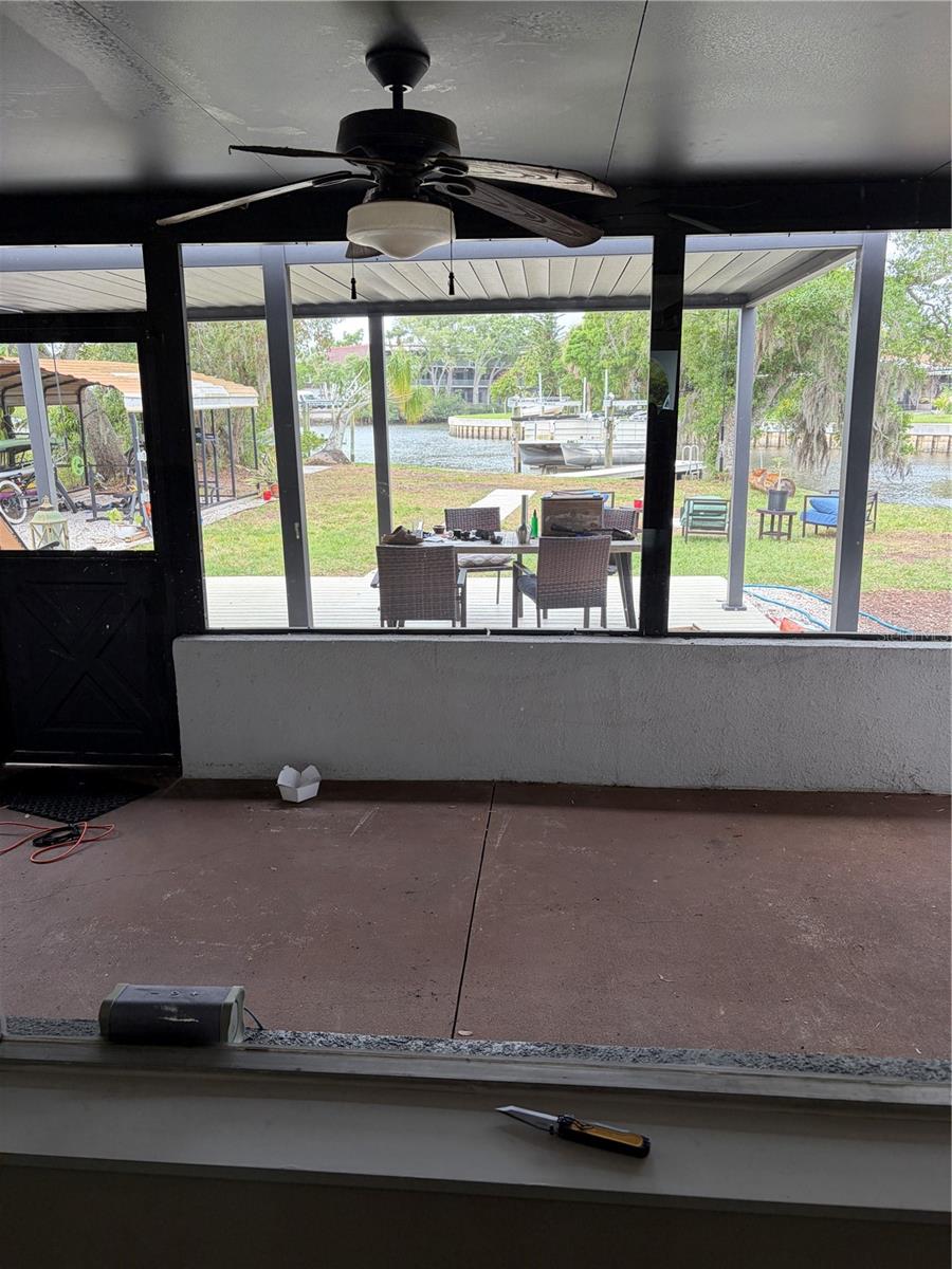 Listing photo id 31 for 8914 Memorial Highway