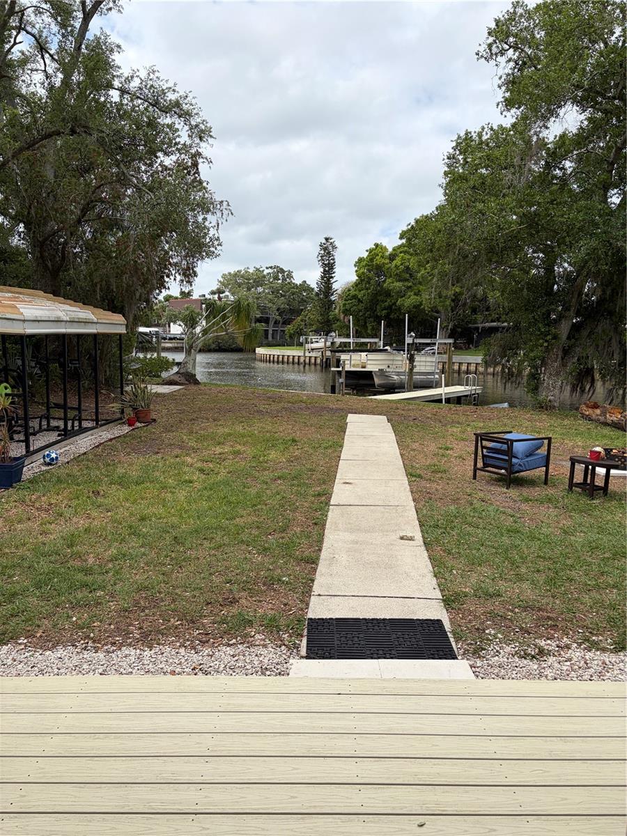 Listing photo id 33 for 8914 Memorial Highway