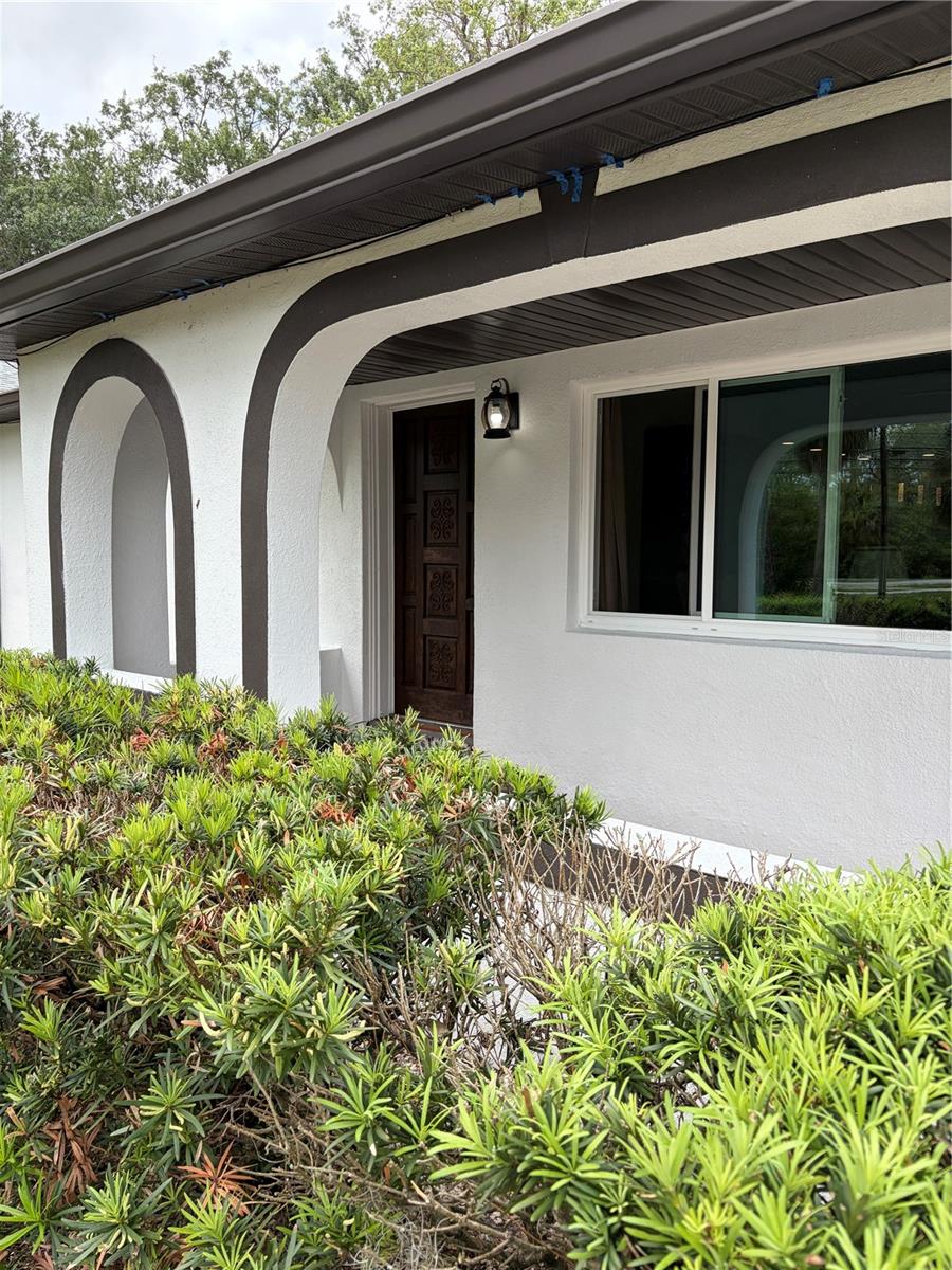 Listing photo id 2 for 8914 Memorial Highway