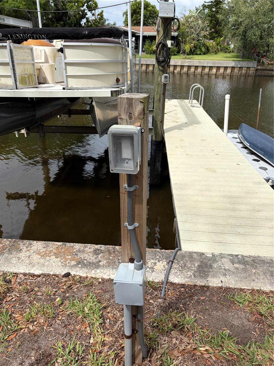 Listing photo id 45 for 8914 Memorial Highway