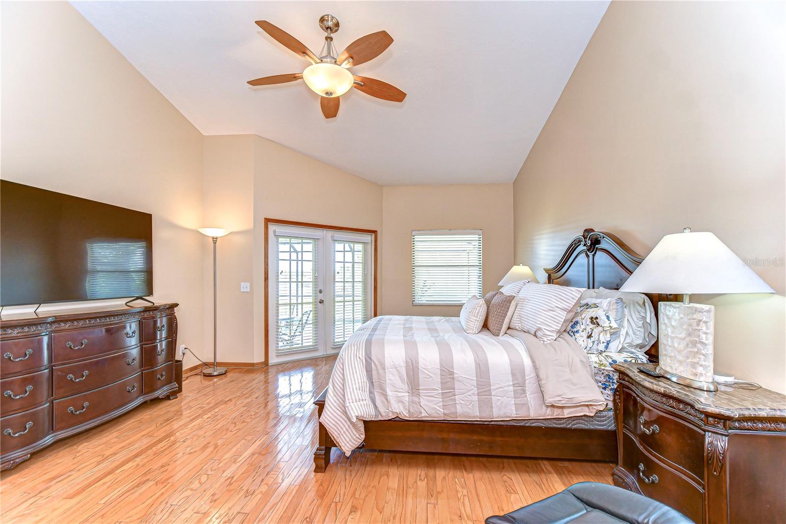 Image 17 of 38 For 709 Sportsman Park Drive