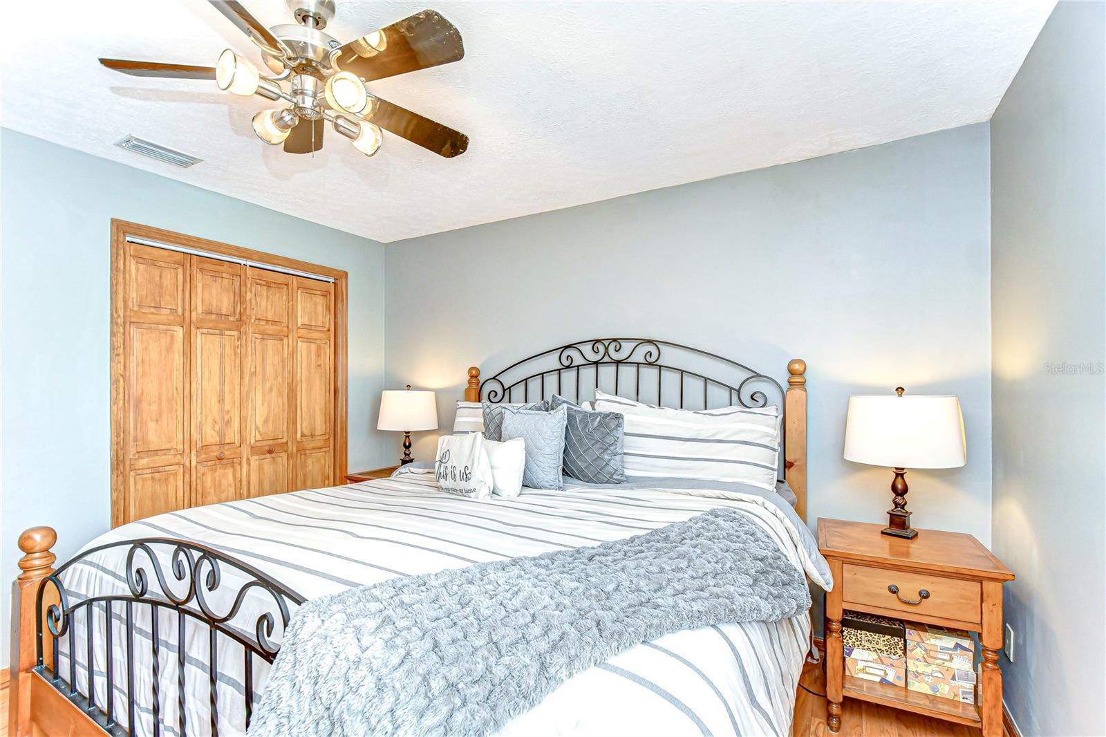 Image 22 of 38 For 709 Sportsman Park Drive