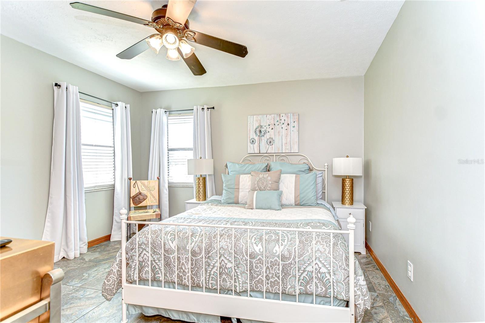 Image 24 of 38 For 709 Sportsman Park Drive