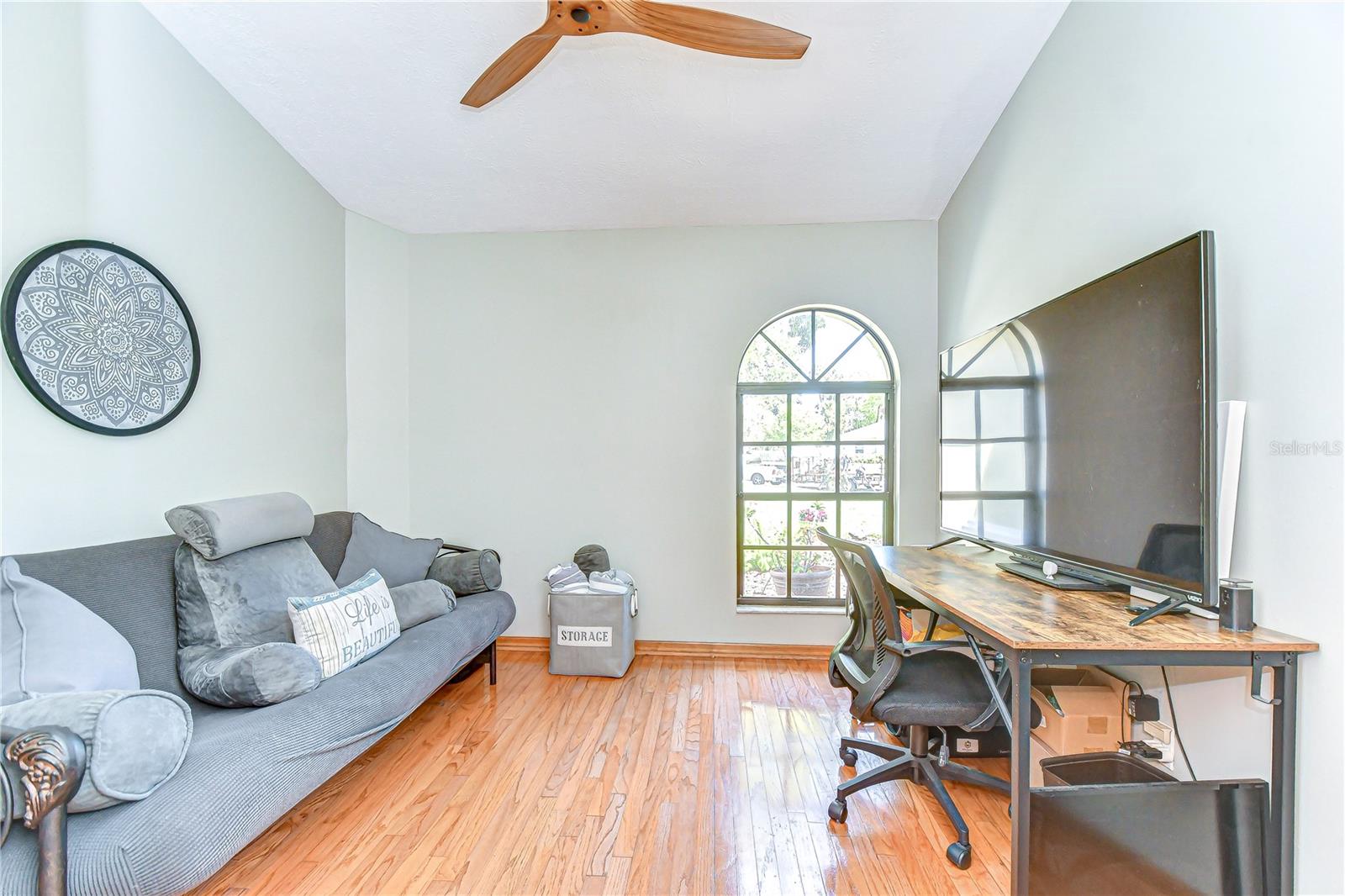 Image 26 of 38 For 709 Sportsman Park Drive