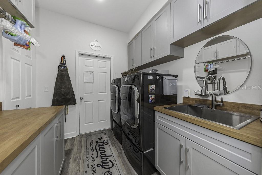 Image 20 of 50 For 15104 Elmcrest Street