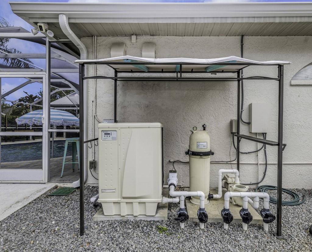 Image 39 of 50 For 15104 Elmcrest Street