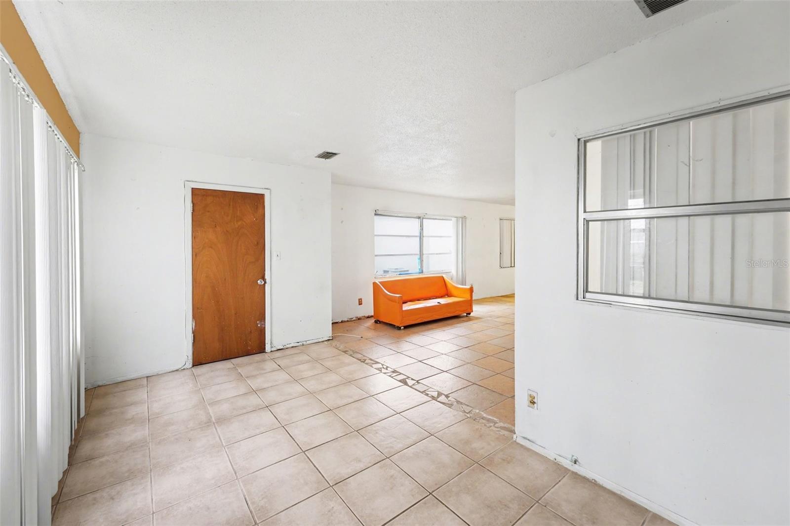 Image 3 of 34 For 5051 75th Avenue N 4