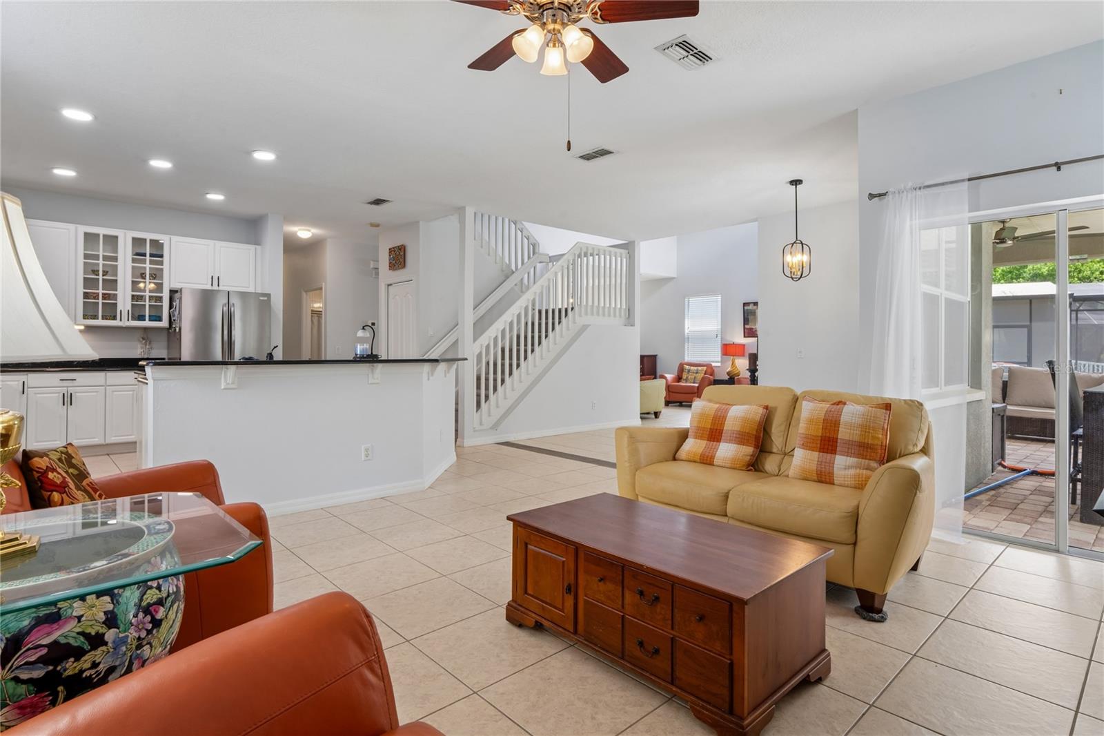 Listing photo id 8 for 9317 Mandrake Court