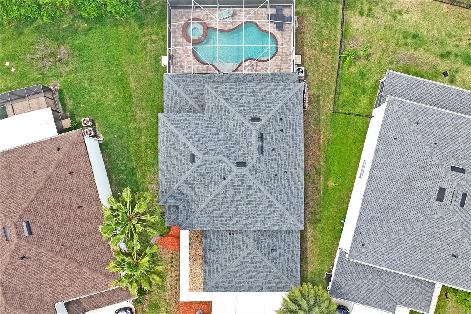 Listing photo id 17 for 9317 Mandrake Court