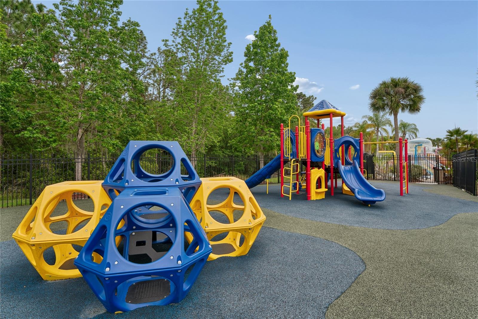 Listing photo id 32 for 9317 Mandrake Court