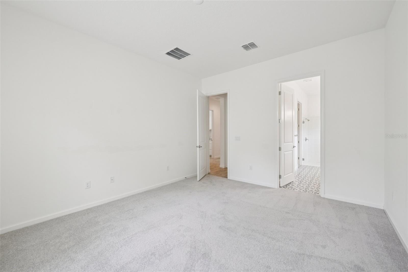 Image 22 of 57 For 806 Winterside Drive