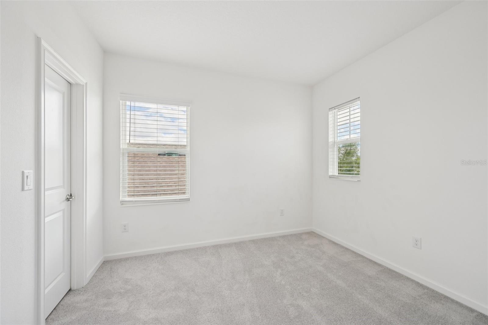 Image 30 of 57 For 806 Winterside Drive