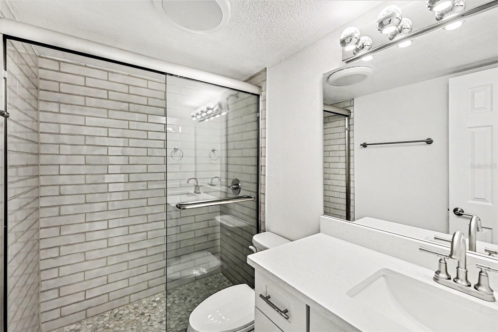 Image 25 of 36 For 8931 Blind Pass Road 161