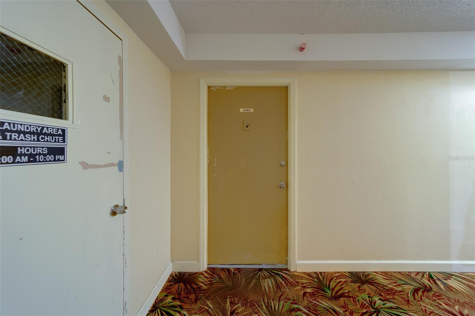 Image 64 of 78 For 51 Island Way 101