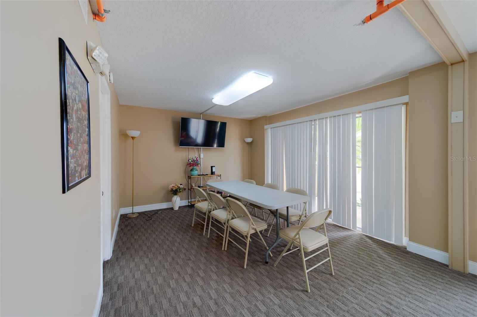 Image 67 of 78 For 51 Island Way 101