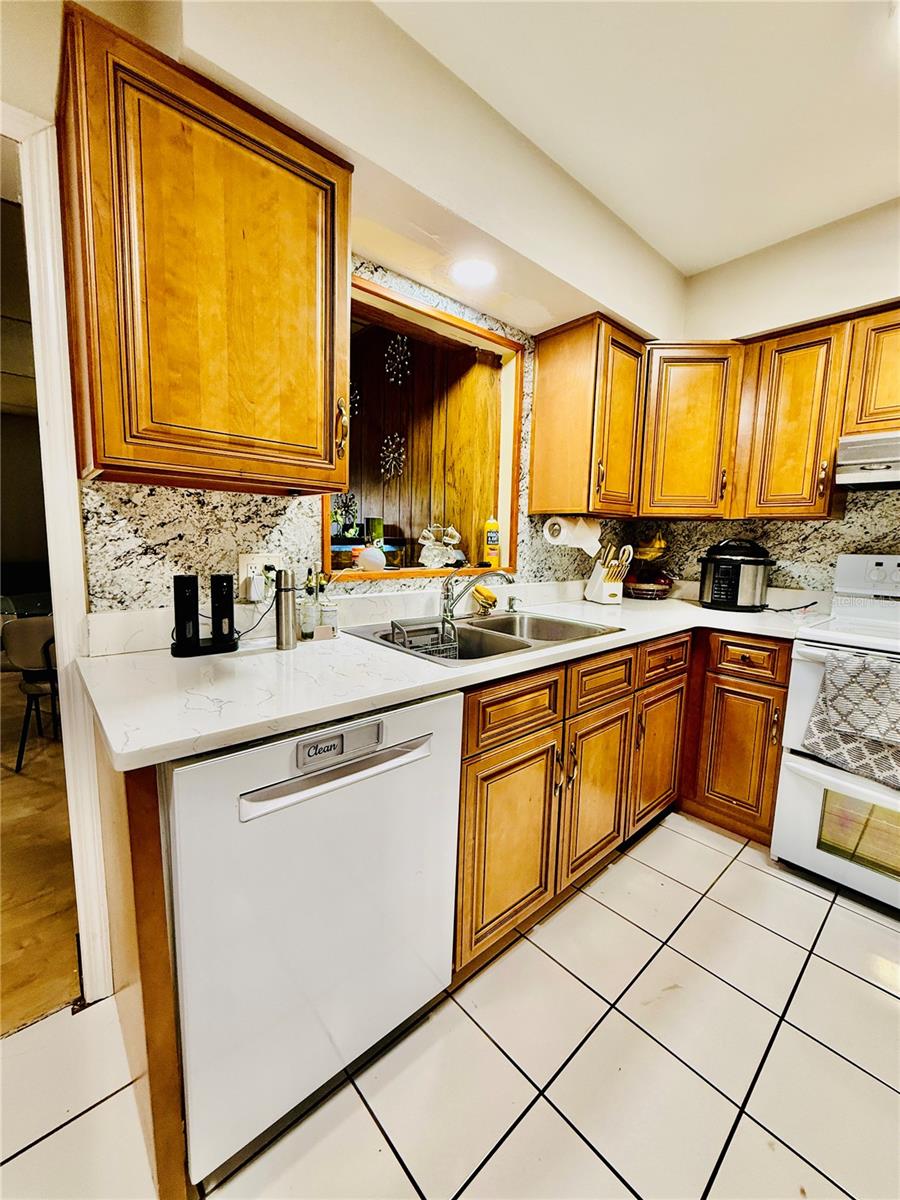 Image 18 of 30 For 2416 Wishing Well Circle