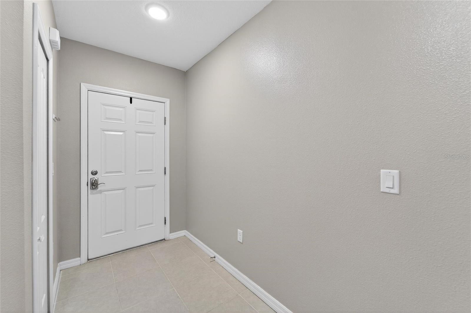 Image 4 of 85 For 3842 Hampstead Lane