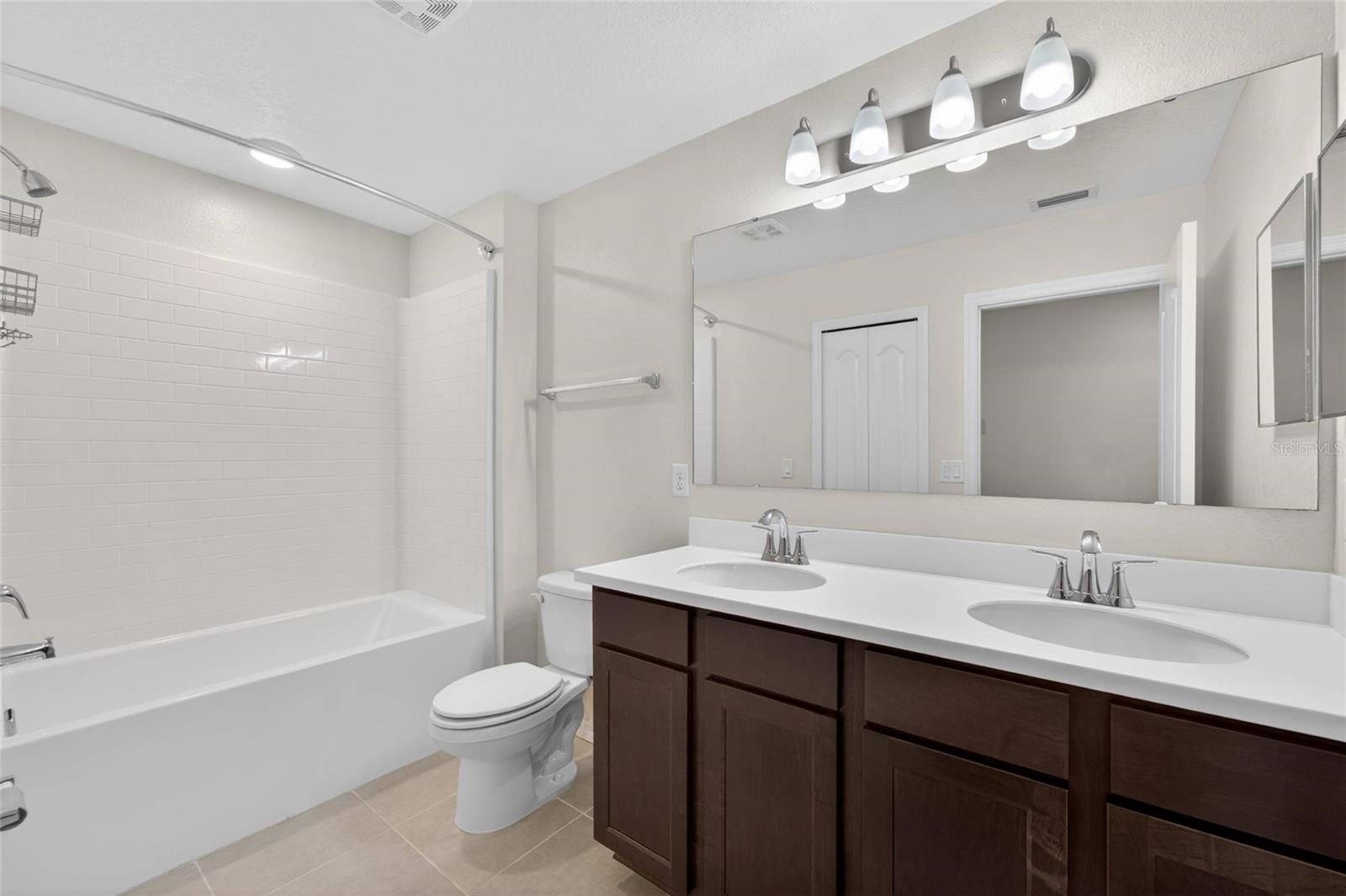 Image 45 of 85 For 3842 Hampstead Lane