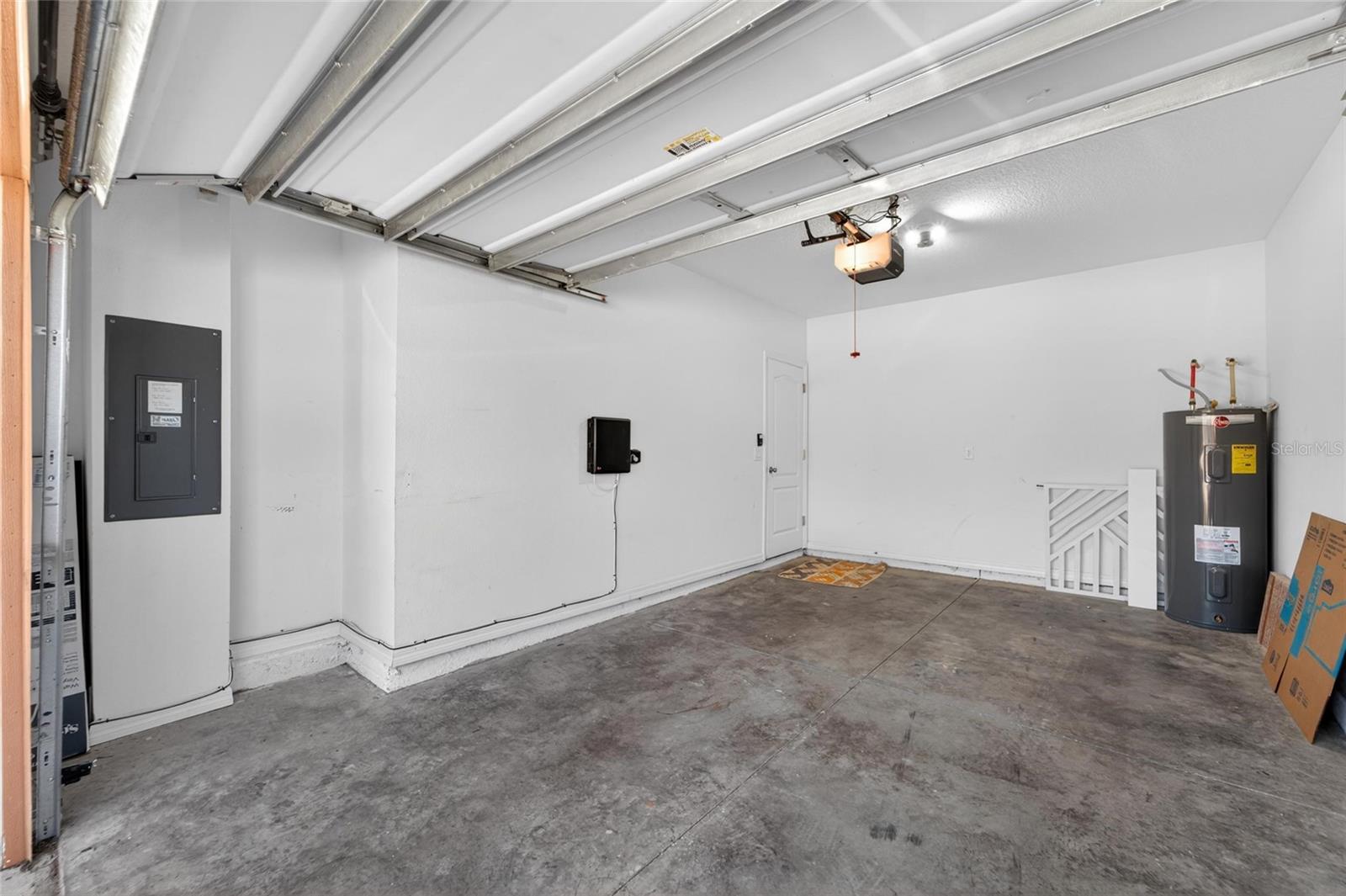 Image 48 of 85 For 3842 Hampstead Lane